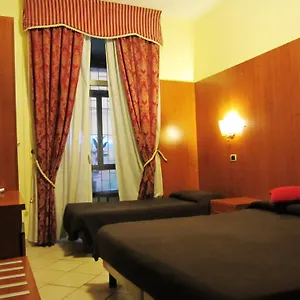 Terminal House 2*, Rome Italie
