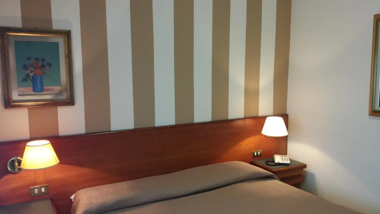 Hotel Due Fontane Casalpusterlengo Italia
