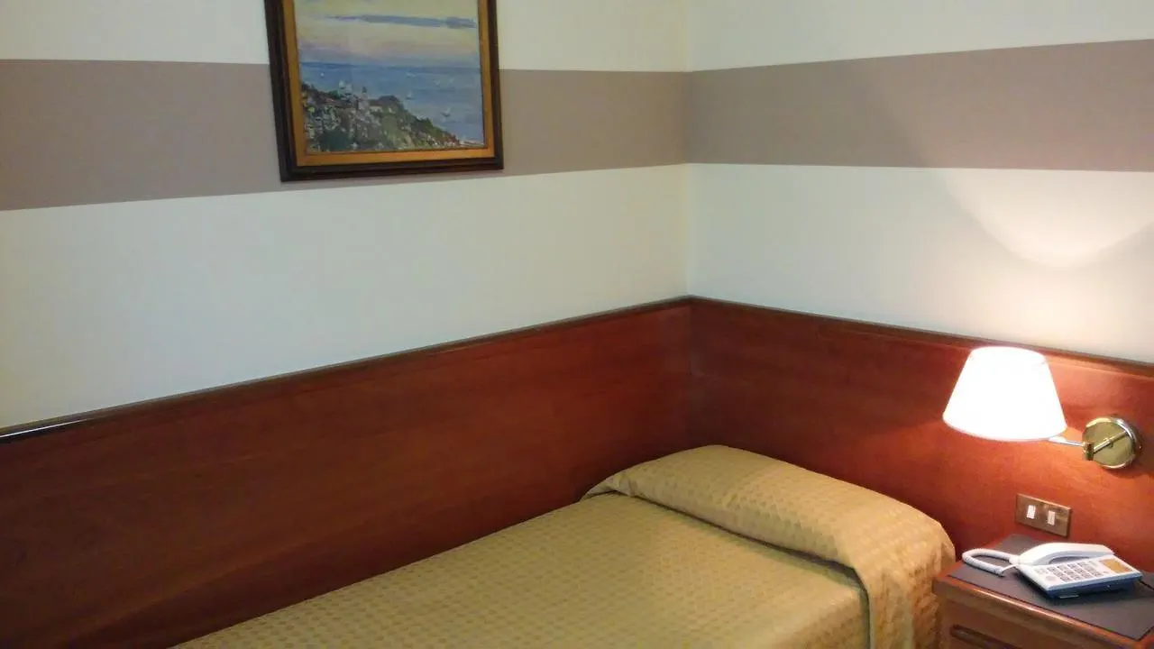 Hotel Due Fontane Casalpusterlengo 2*,